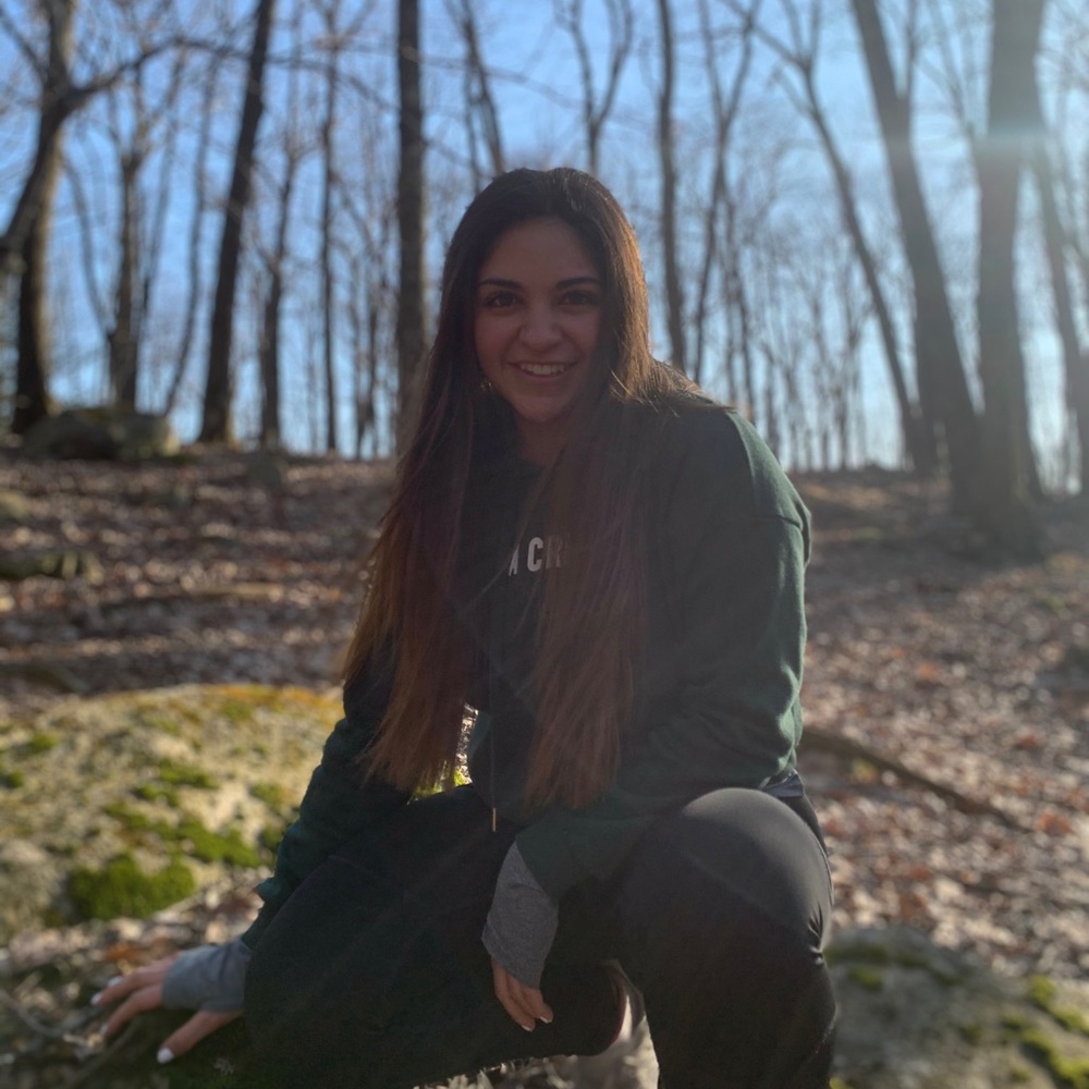 Meet your Posher, Laura